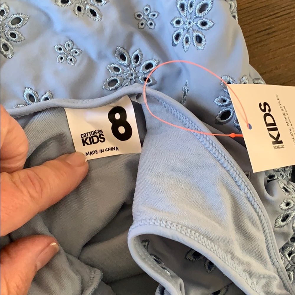 Adorable Girls Swimsuit🌺NEW - Picture 4 of 4